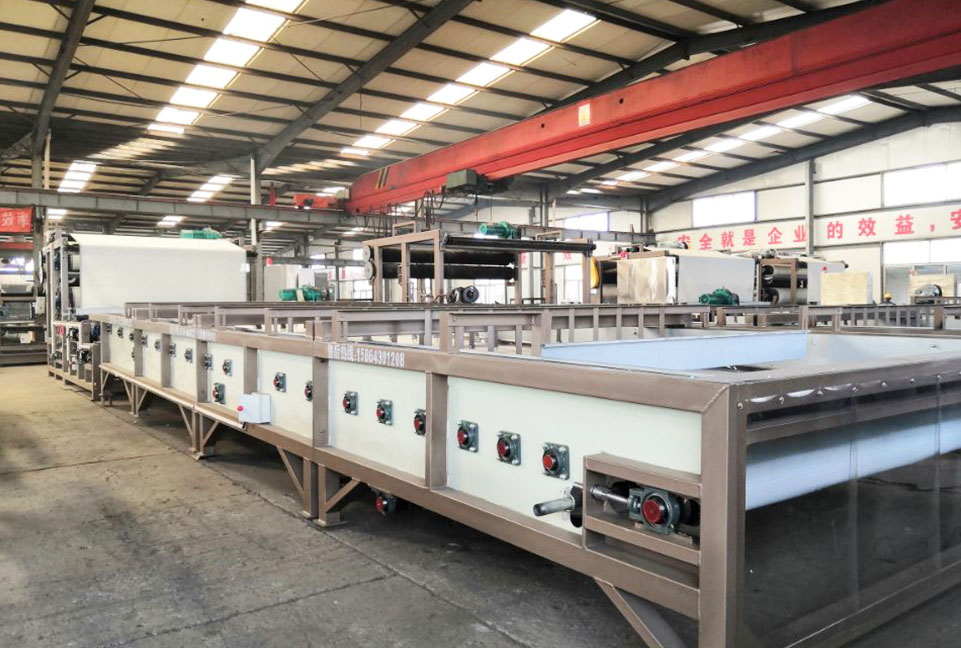 產(chǎn)  學(xué)  研一體化